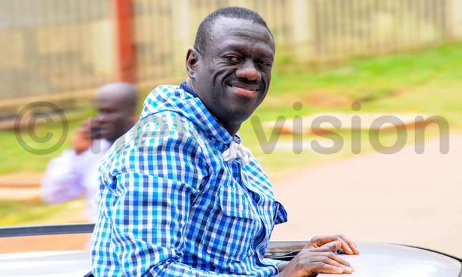 kiiza-besigye1-671×403